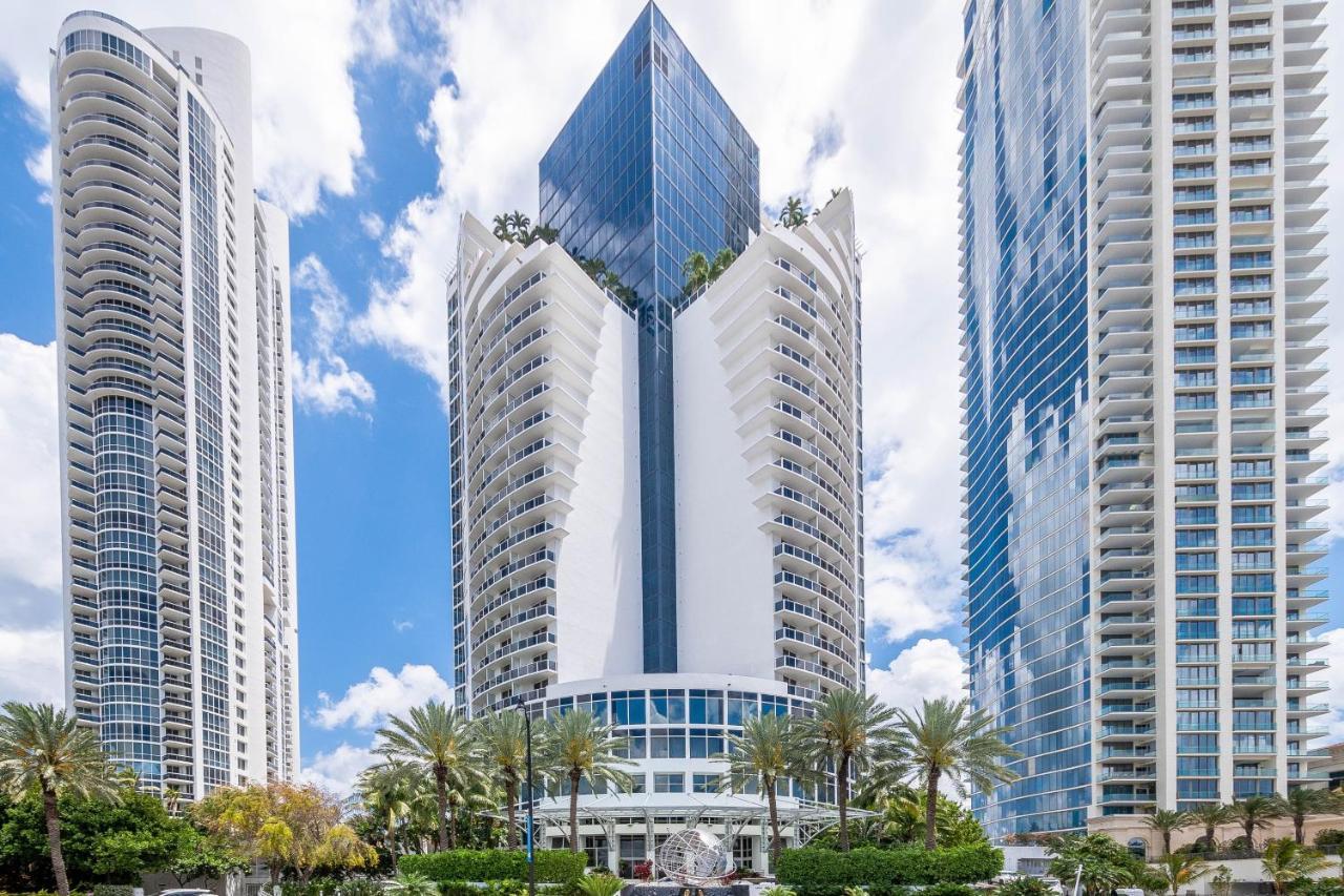Trump Intl 2 Bedroom Apartment 1600 Sqf Ocean And Bay View Санни Айлес Экстерьер фото
