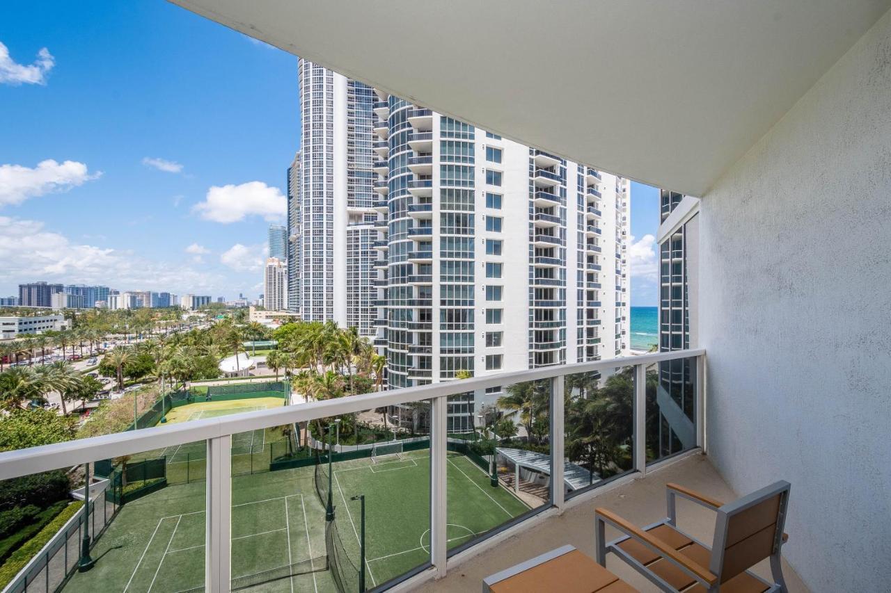 Trump Intl 2 Bedroom Apartment 1600 Sqf Ocean And Bay View Санни Айлес Экстерьер фото