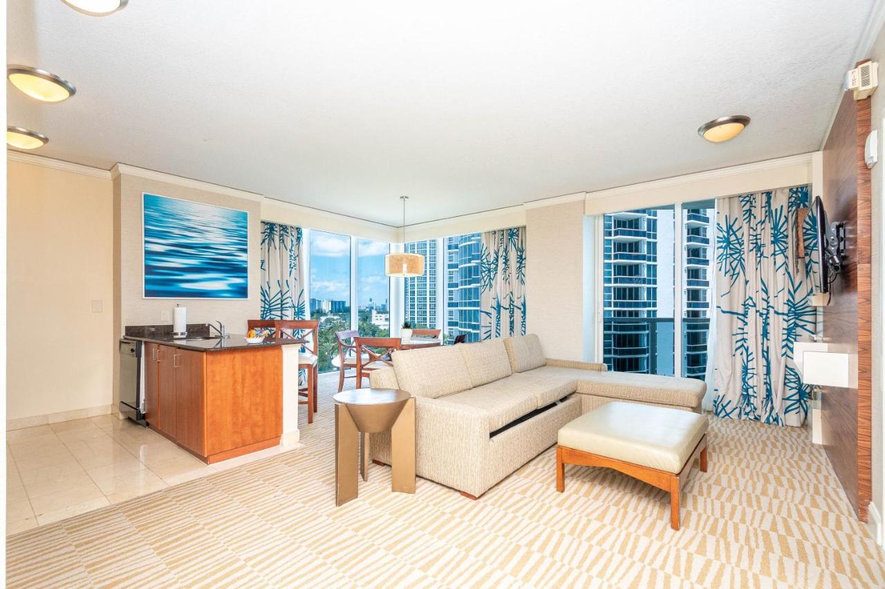 Trump Intl 2 Bedroom Apartment 1600 Sqf Ocean And Bay View Санни Айлес Экстерьер фото