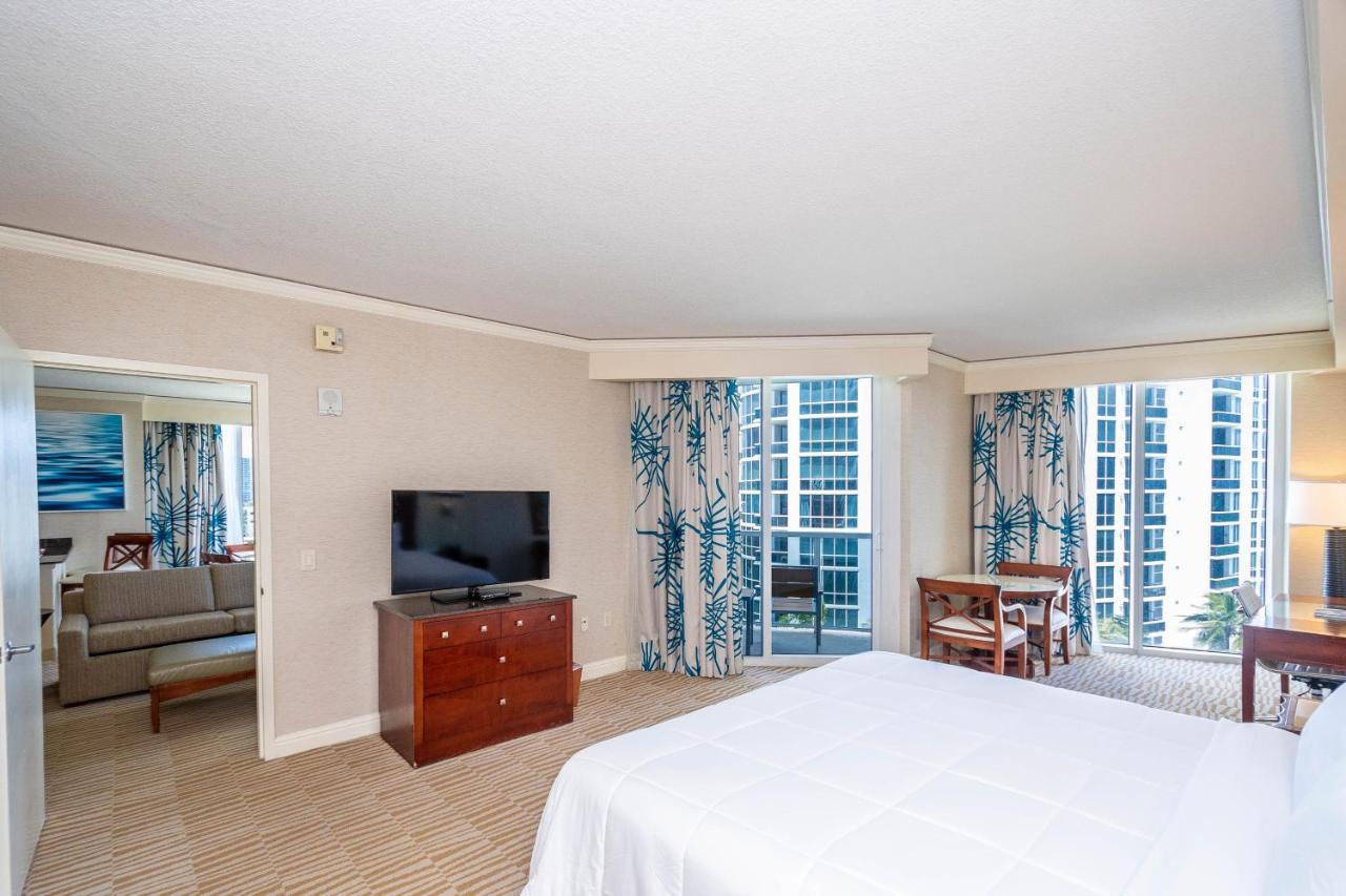 Trump Intl 2 Bedroom Apartment 1600 Sqf Ocean And Bay View Санни Айлес Экстерьер фото